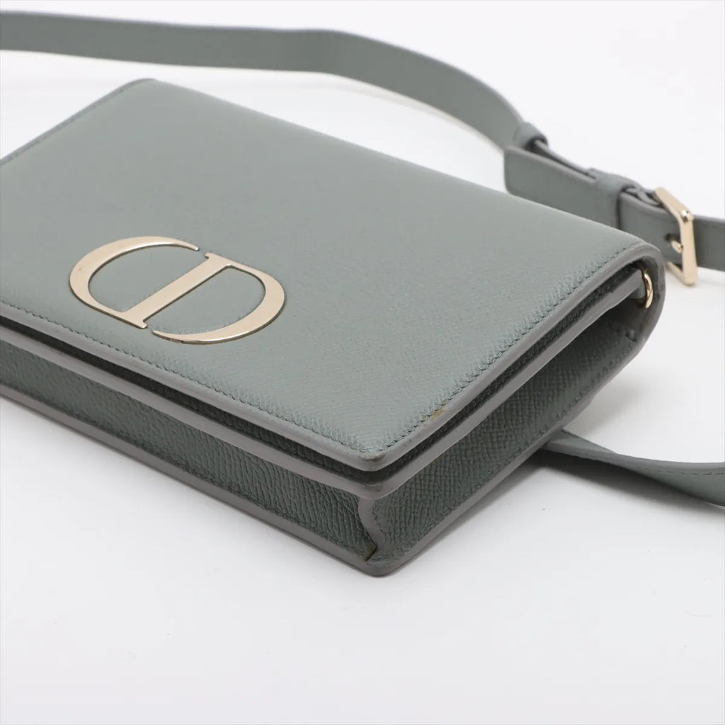 30 Montaigne Pouch, Grained Calfskin
