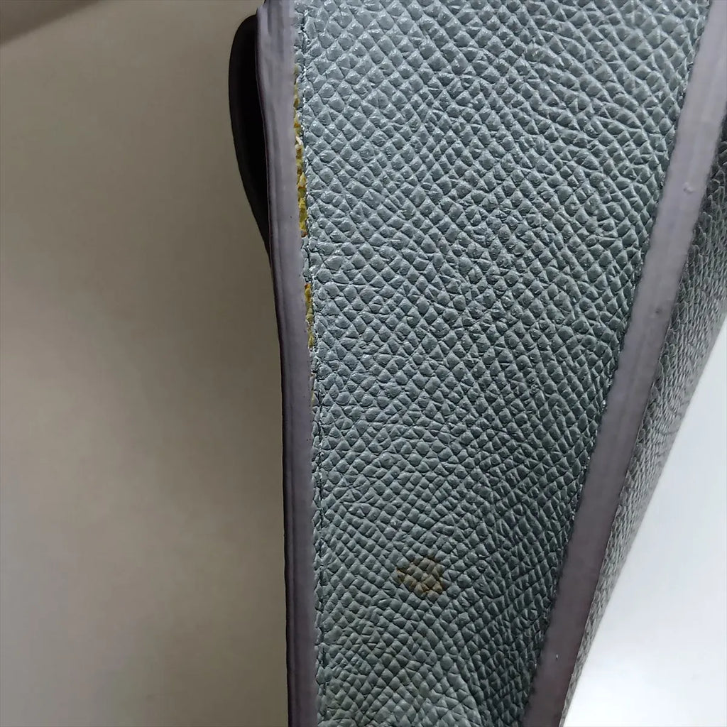 30 Montaigne Pouch, Grained Calfskin