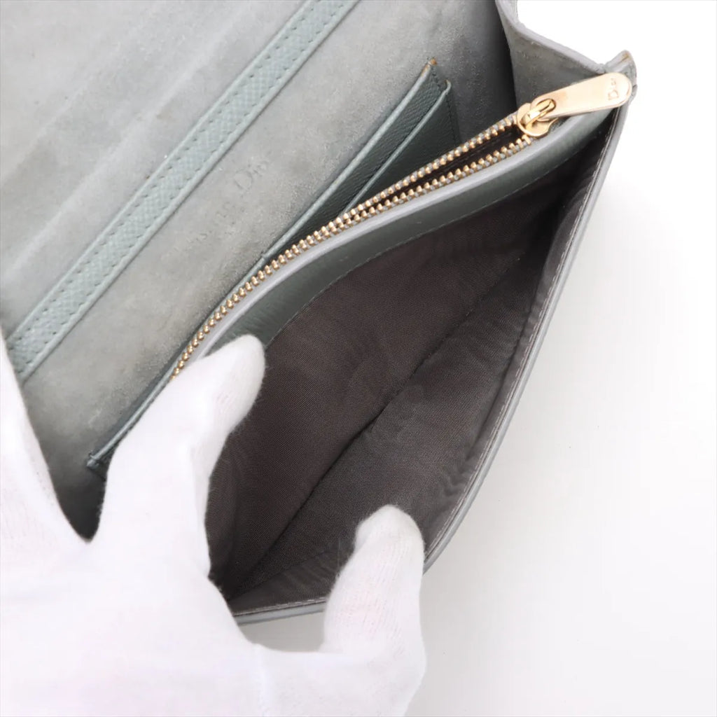 30 Montaigne Pouch, Grained Calfskin