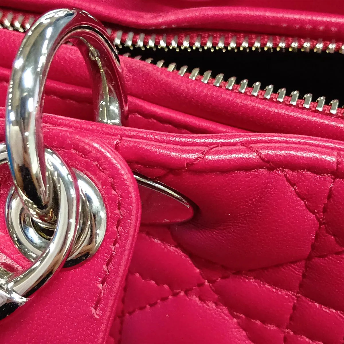 Lady Dior Large, Fuchsia Lambskin