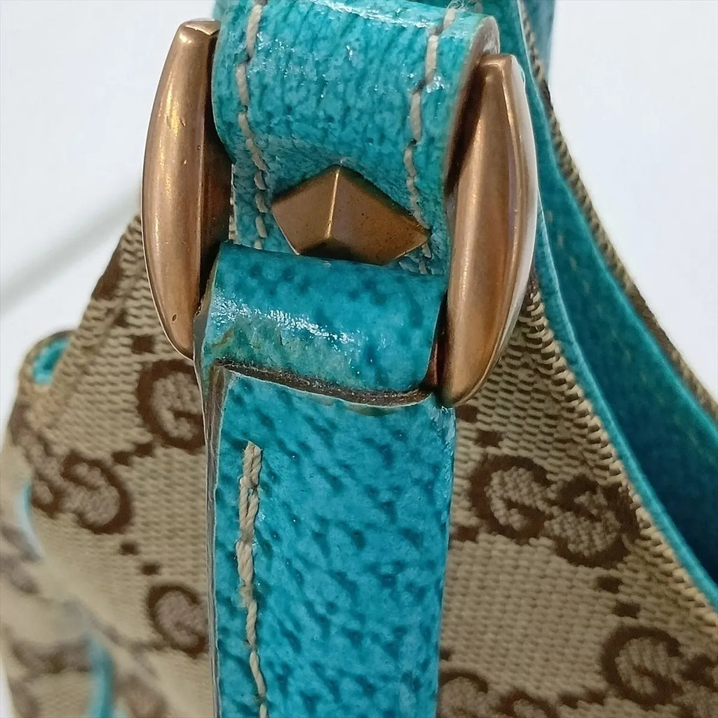 Nailhead Jackie, GG Canvas
